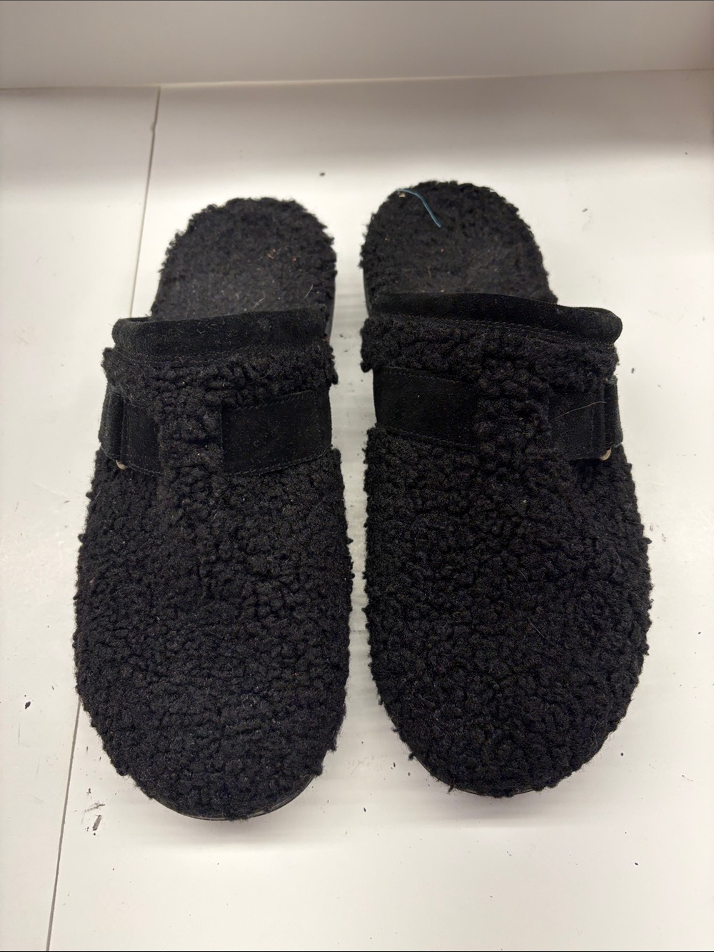 Used VIONIC Women’s Izzy Faux Shearling Clog Size 10